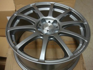 DW125-18x7.5-ET45-5x114.3-300x225